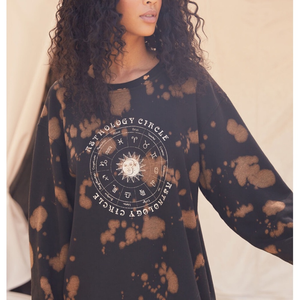 Astrology Tie Dye Sweatshirt!